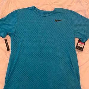 NWT Nike DriFit Large Mens Tshirt